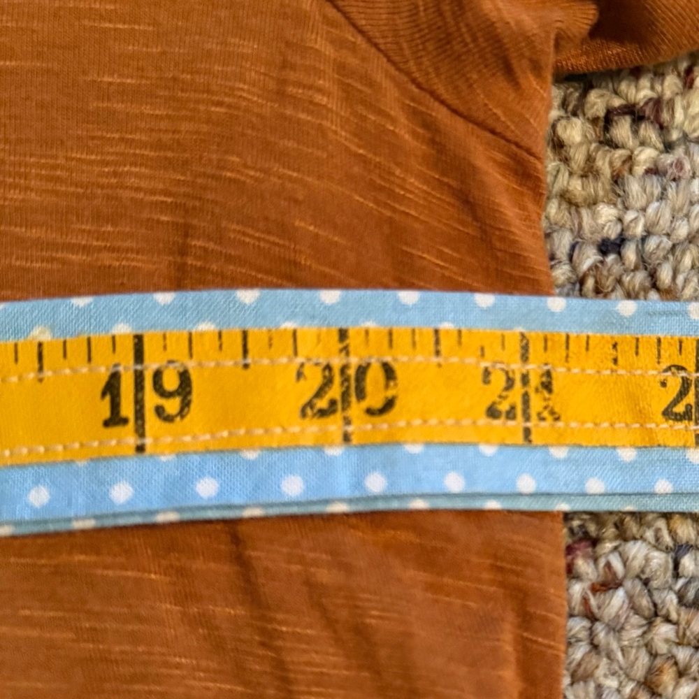 Rust orange short sleeve v-neck t-shirt XL - Picture 5 of 8